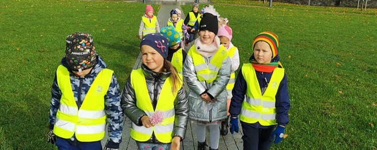 Šiaulių lopšelio-darželio „Drugelis“ bendruomenės žygis prie Talkšos ežero