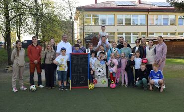 Tėvų ir vaikų sportinė pramoga „Futbolo šėlsmas“